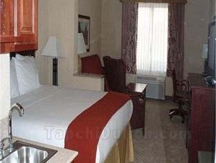 Khách sạn Holiday Inn Express & Suites San Dimas