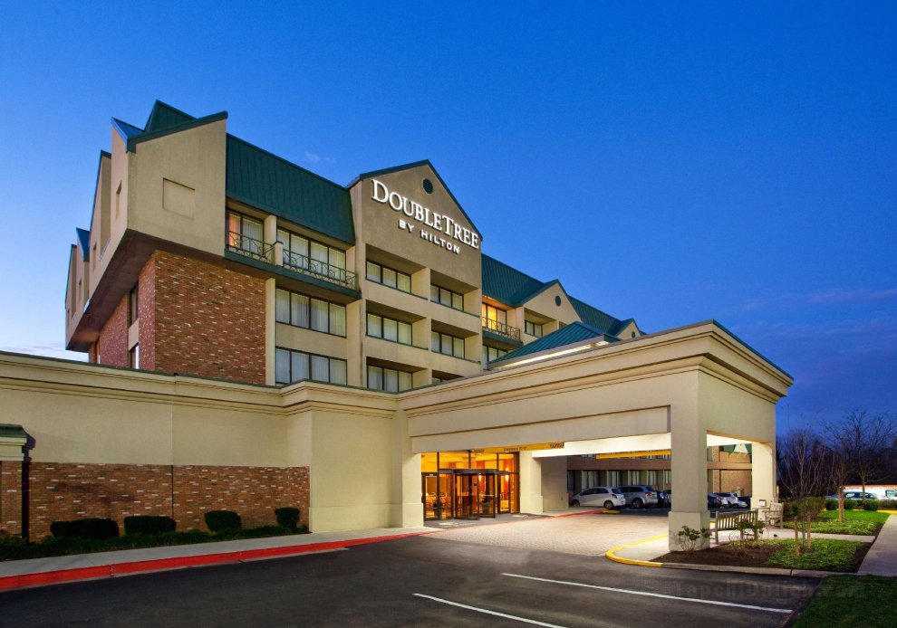 DoubleTree by Hilton Baltimore North Pikesville
