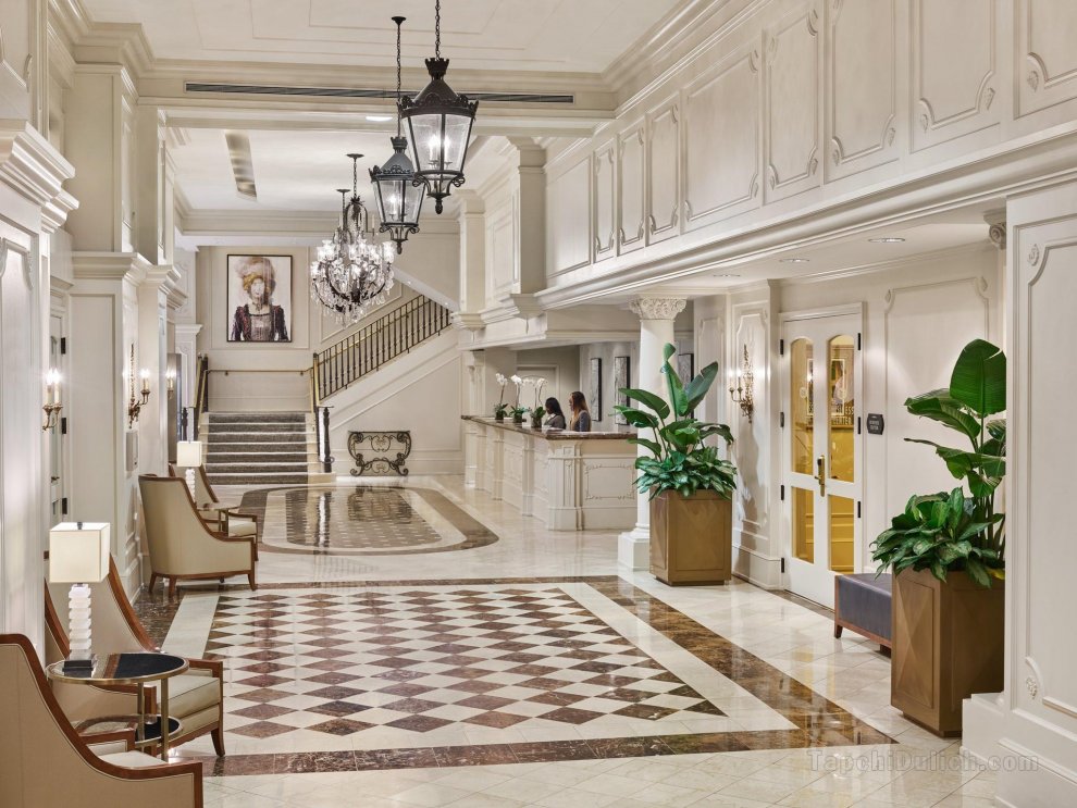 Astor Crowne Plaza New Orleans French Quarter