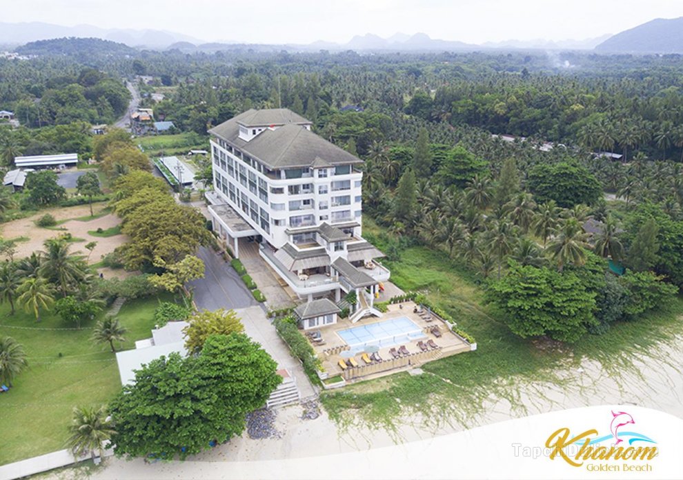Khách sạn Khanom Golden Beach (SHA Extra Plus)
