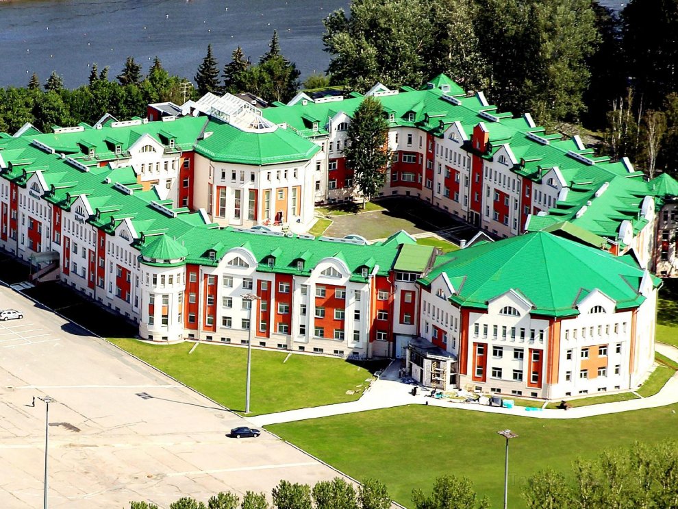 Khách sạn Park Krestovskiy