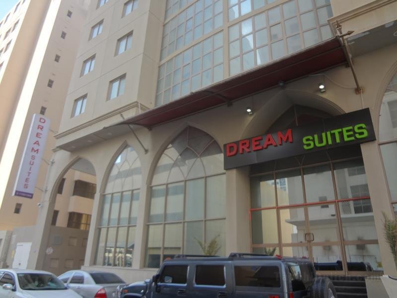 Khách sạn Dream Suites Apartments
