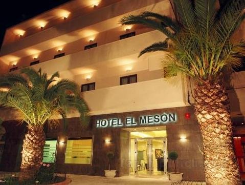 Khách sạn El Meson
