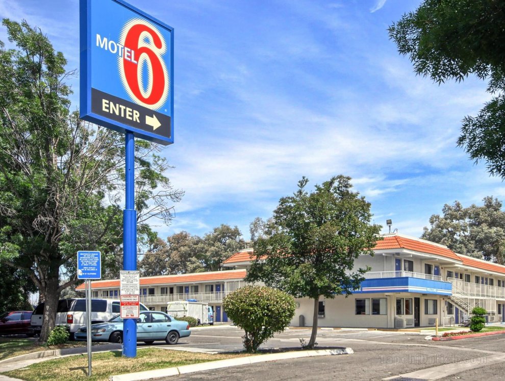 Motel 6 Fresno - SR 99