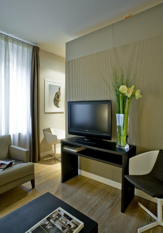 Khách sạn Escalus Luxury Suites Verona Apart