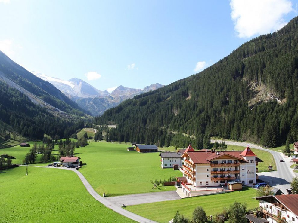Khách sạn Alpin Berghaus