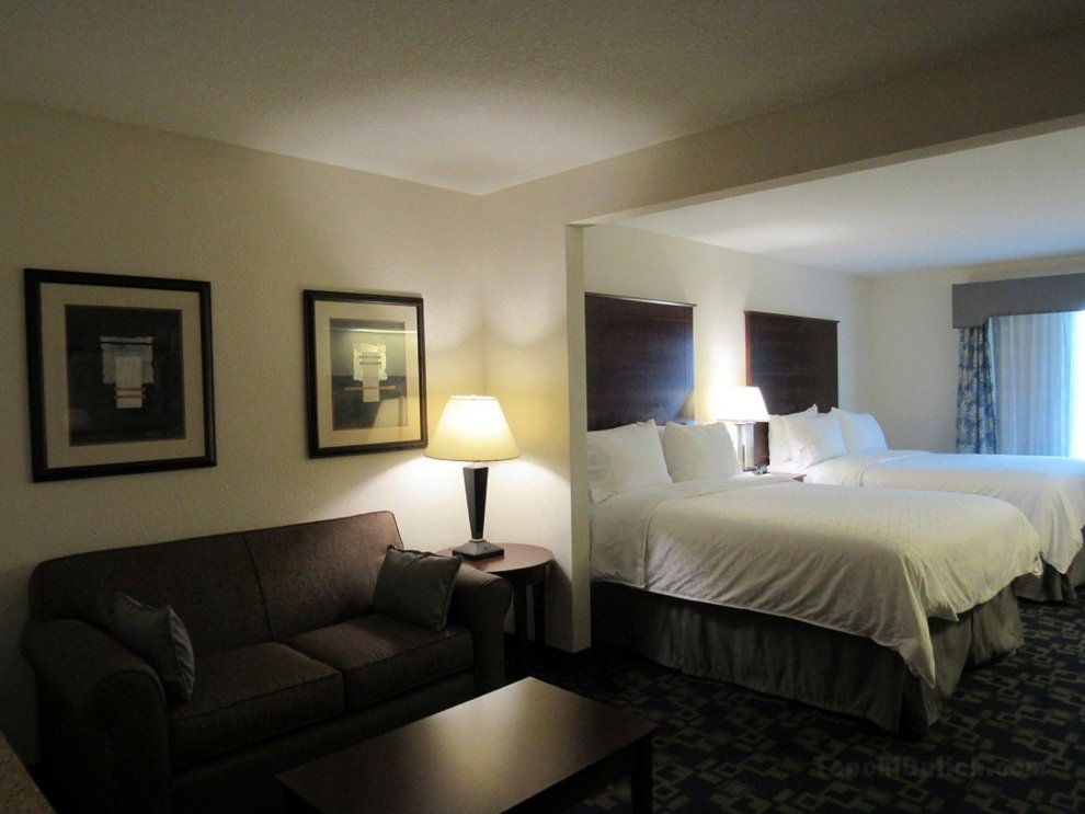 Khách sạn Holiday Inn Express & Suites Pembroke Pines Sheridan Street