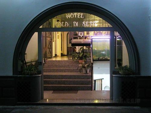 Khách sạn Cala Di Seta