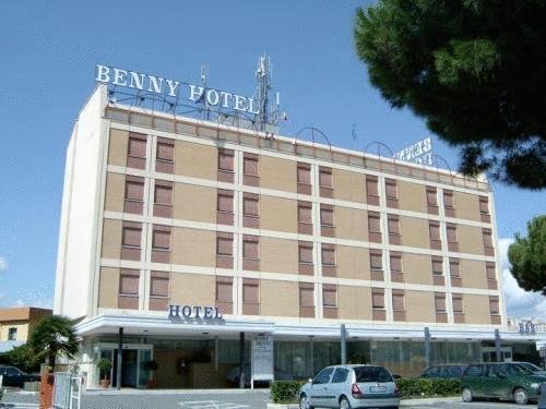 Khách sạn Benny