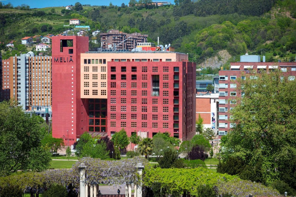 Khách sạn Meliá Bilbao