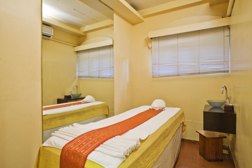 Khách sạn Cambay Sapphire - Gandhinagar