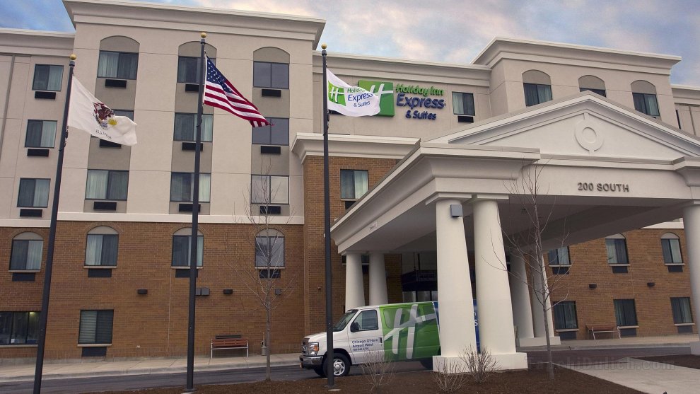 Khách sạn Holiday Inn Express & Suites Chicago Airport West-O'Hare