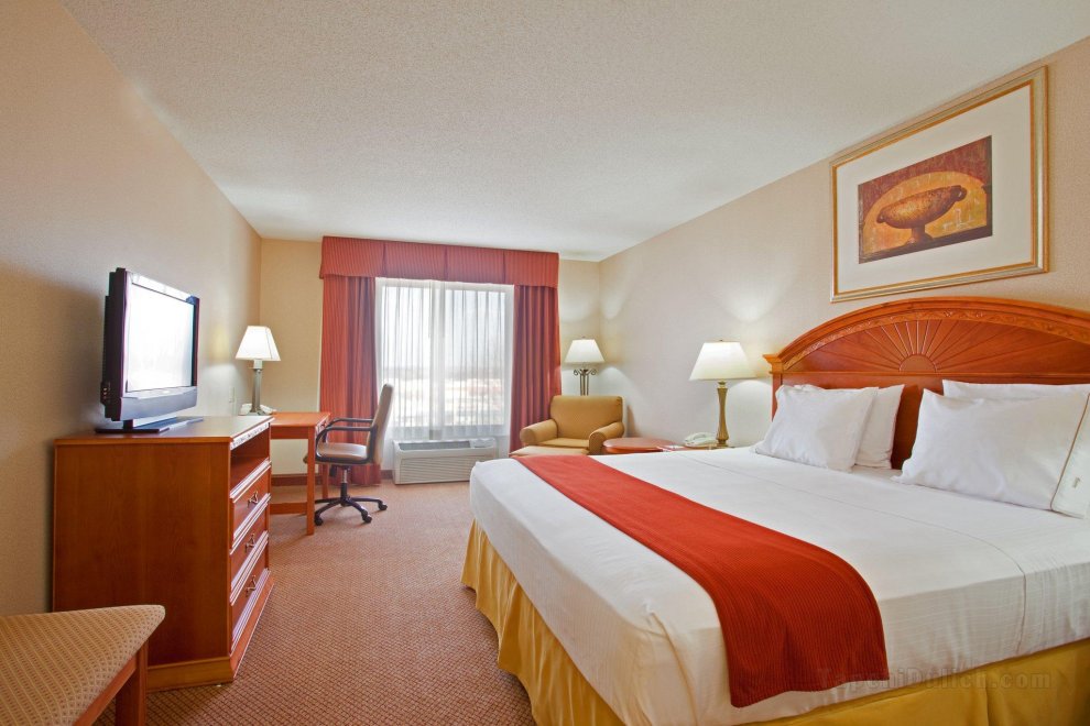 Khách sạn Holiday Inn Express & Suites Logansport