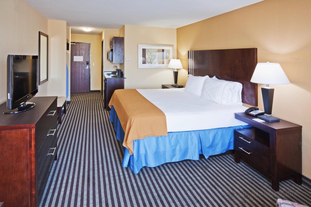 Khách sạn Holiday Inn Express and Suites Okmulgee