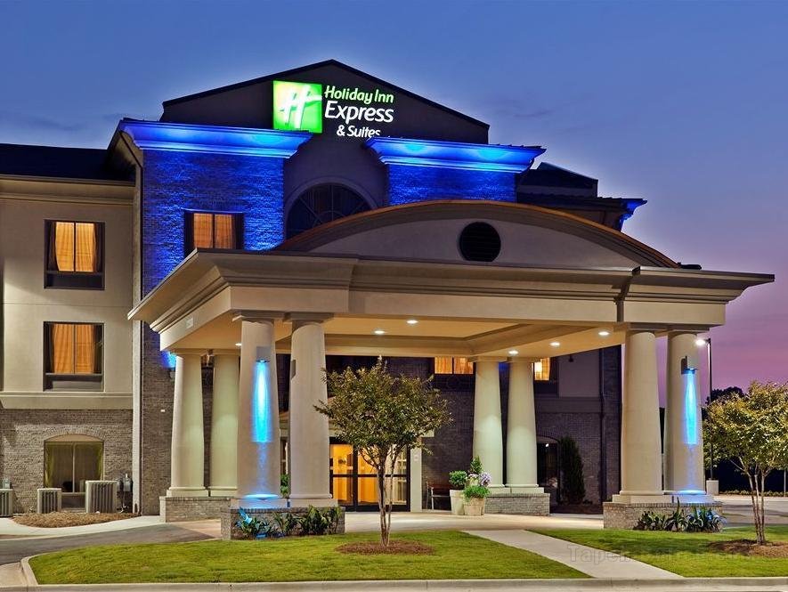 Khách sạn Holiday Inn Express & Suites Opelika Auburn
