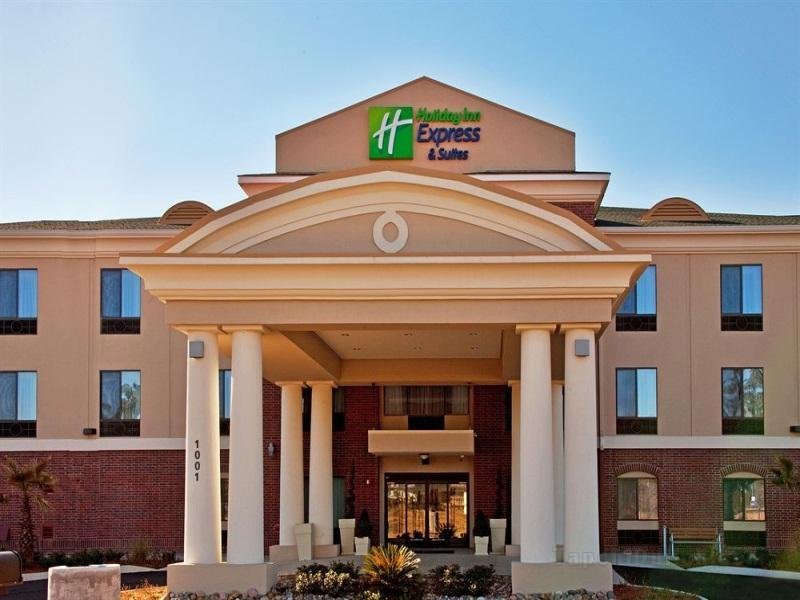 Khách sạn Holiday Inn Express & Suites Picayune