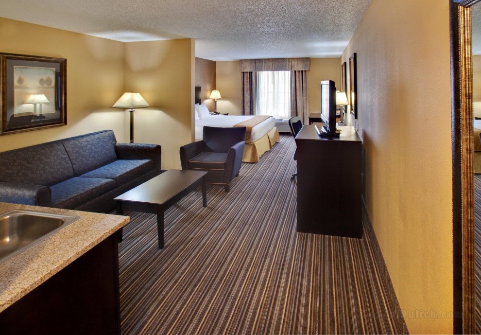 Khách sạn Holiday Inn Express & Suites Council Bluffs - Convention Center Area