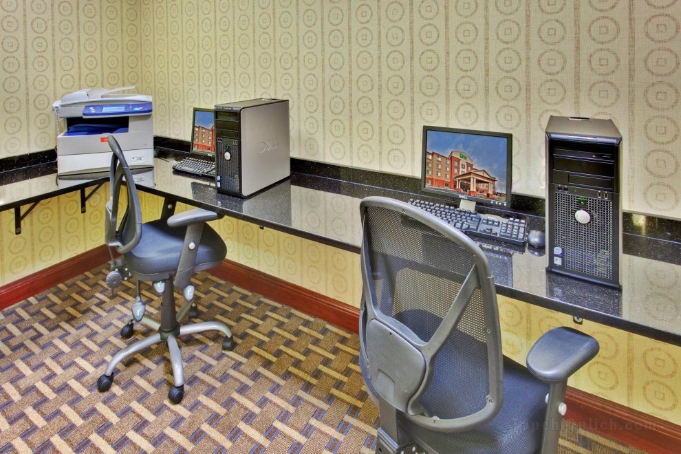 Khách sạn Holiday Inn Express & Suites Dewitt - Syracuse