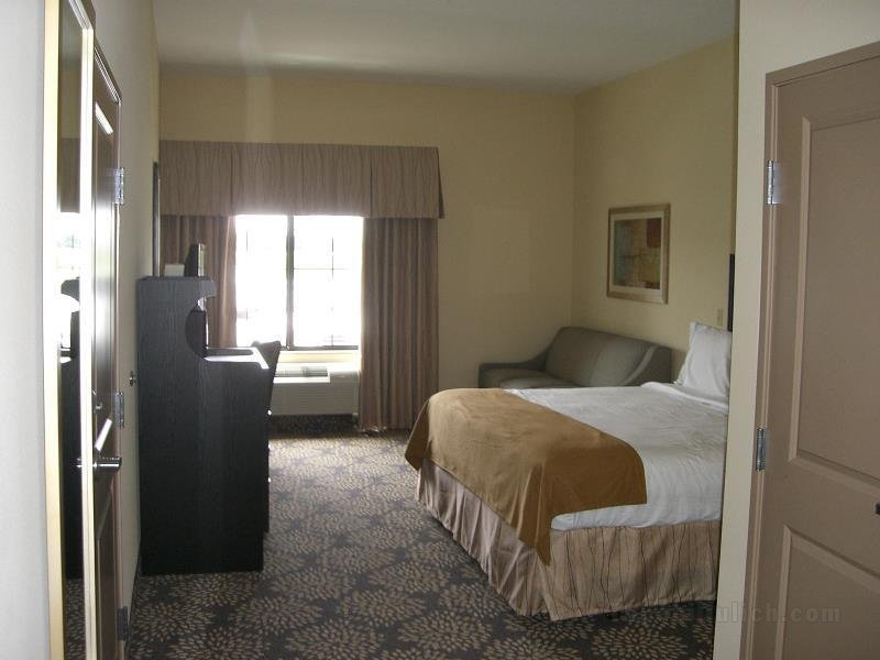 Khách sạn Holiday Inn Express & Suites Grand Island