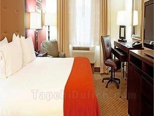 Khách sạn Holiday Inn Express & Suites Lafayette South