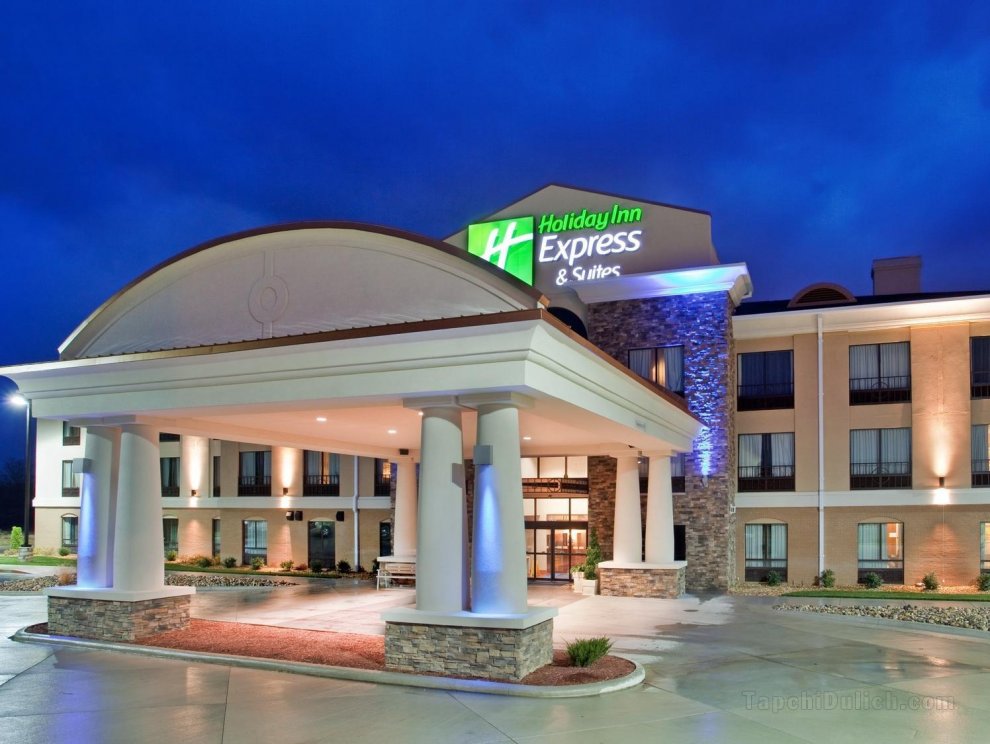 Khách sạn Holiday Inn Express and Suites Saint Robert