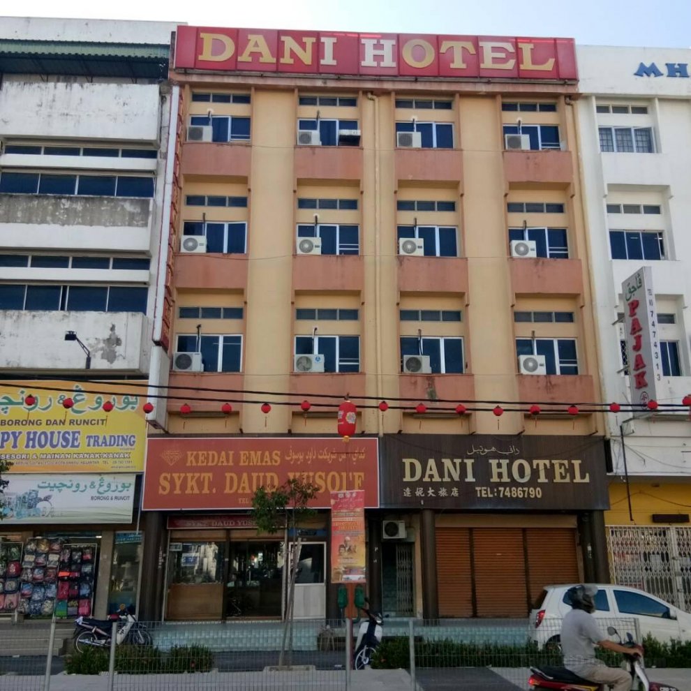 Khách sạn Dani