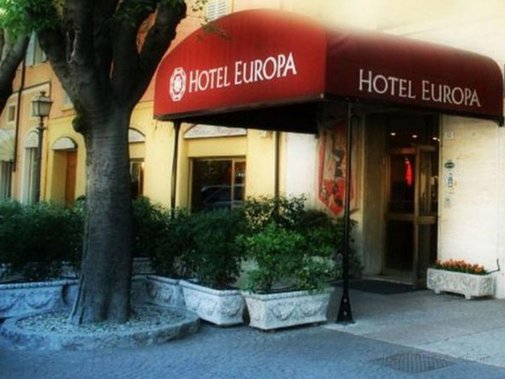 Khách sạn Europa