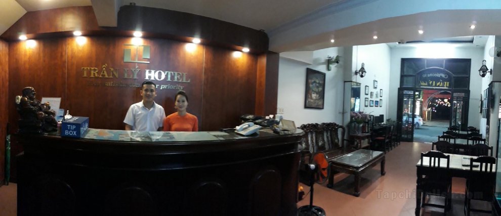 Khách sạn Tran Ly
