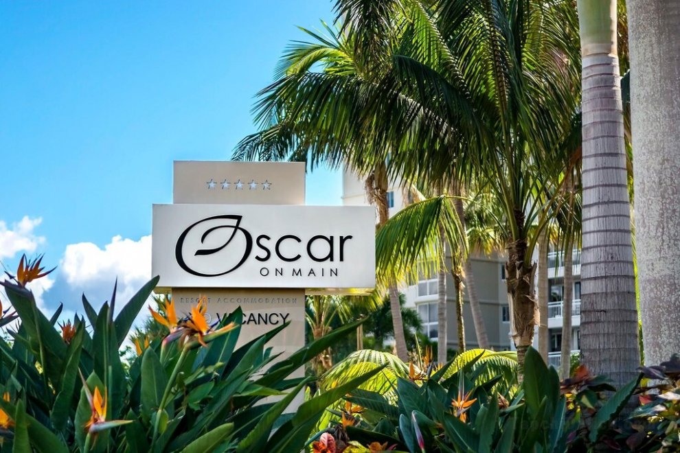 Oscar on Main Resort