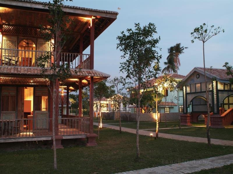 Temple Tree Resort