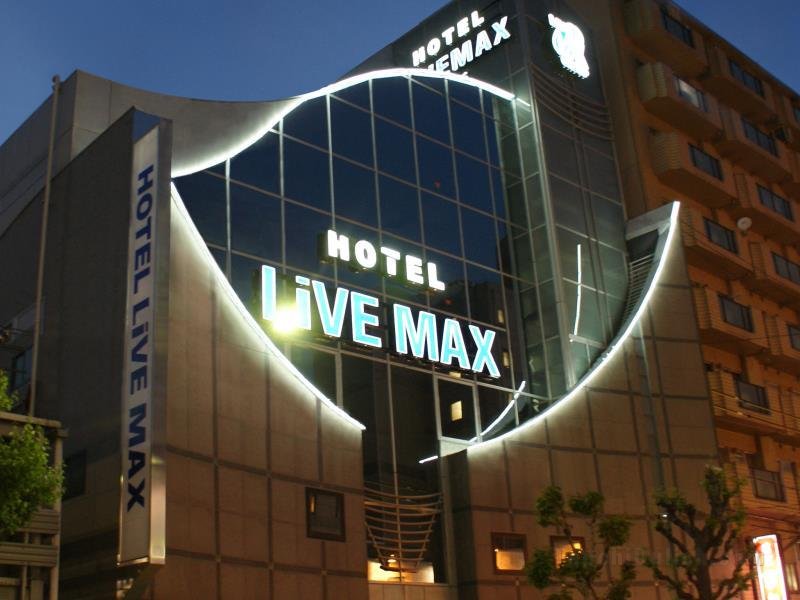 Khách sạn Livemax Esaka