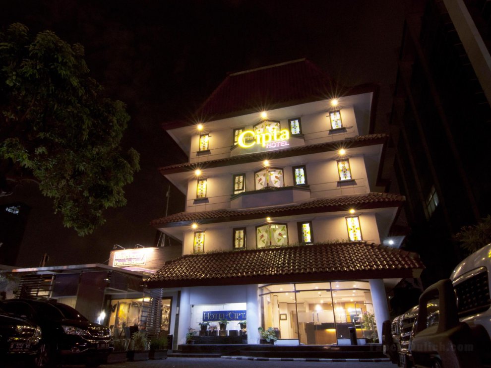 Khách sạn Cipta Wahid Hasyim