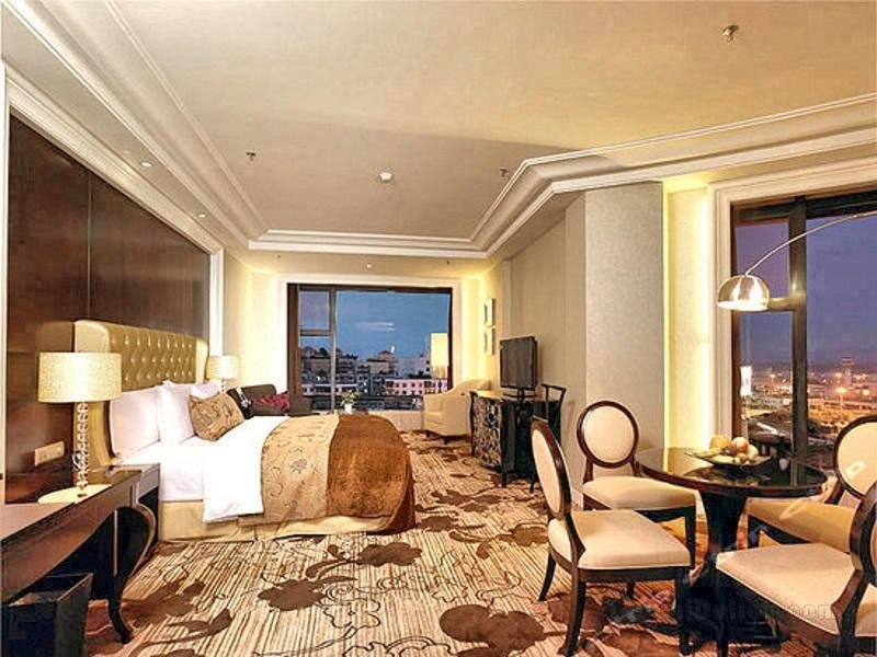 Khách sạn Days & Suites Hillsun Chongqing