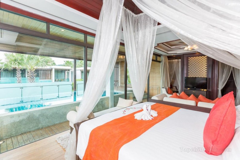 Wyndham Sea Pearl Resort Phuket (SHA Extra Plus)