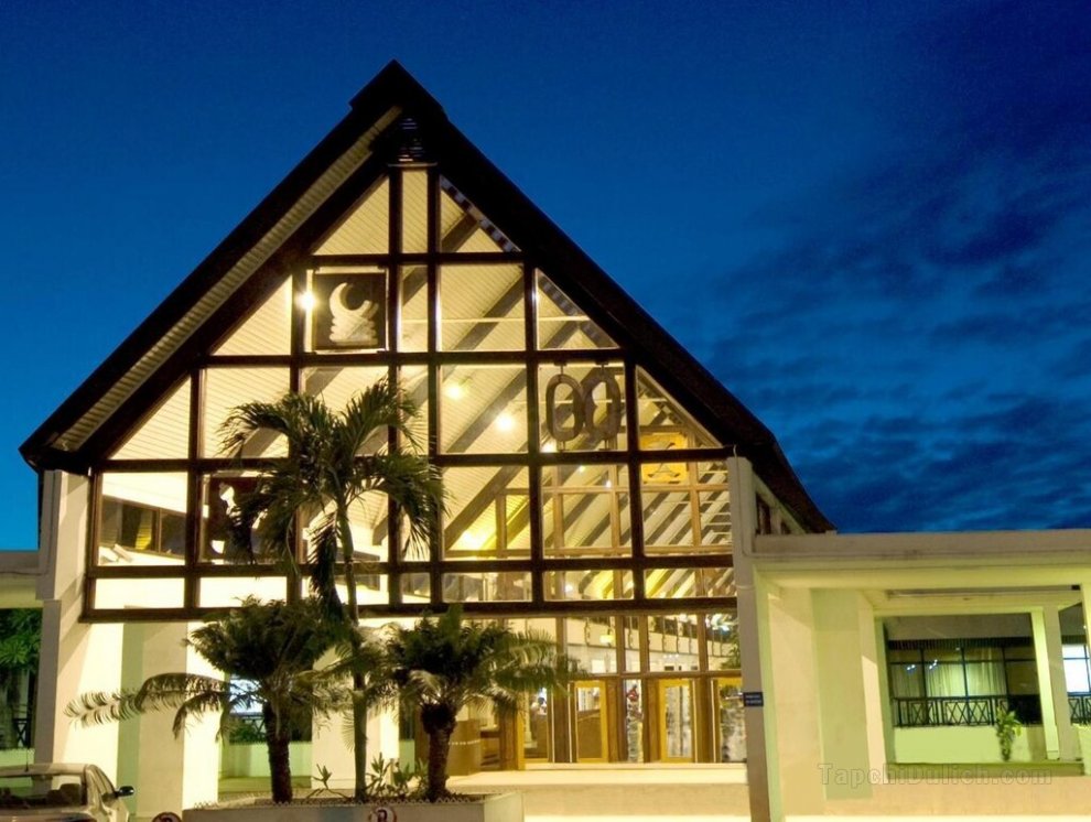 Khách sạn Golden Tulip Accra