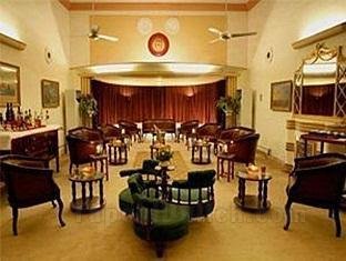 卡寧巴萬宮傳統酒店