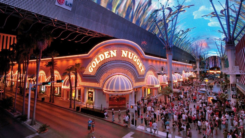 Khách sạn Golden Nugget and Casino