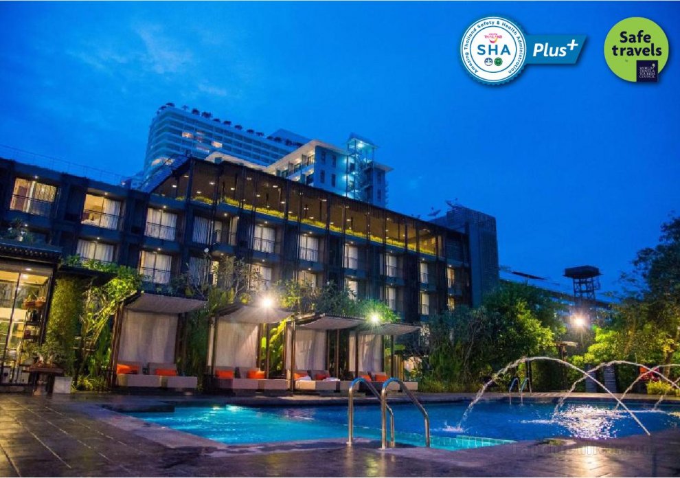 Marine Beach Hotel Pattaya (SHA Extra Plus)