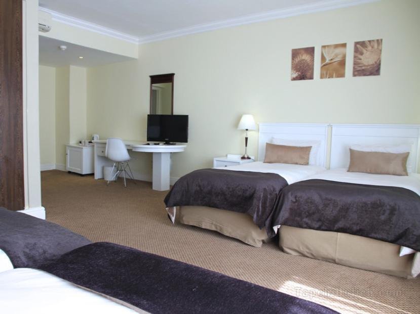 The New Tulbagh Hotel