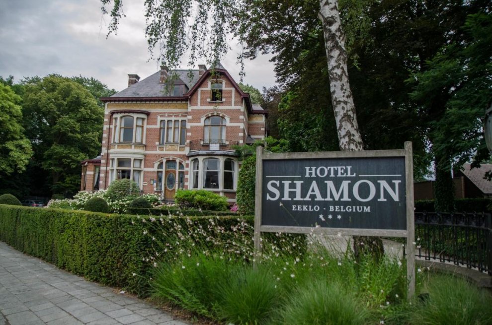 Khách sạn Shamon