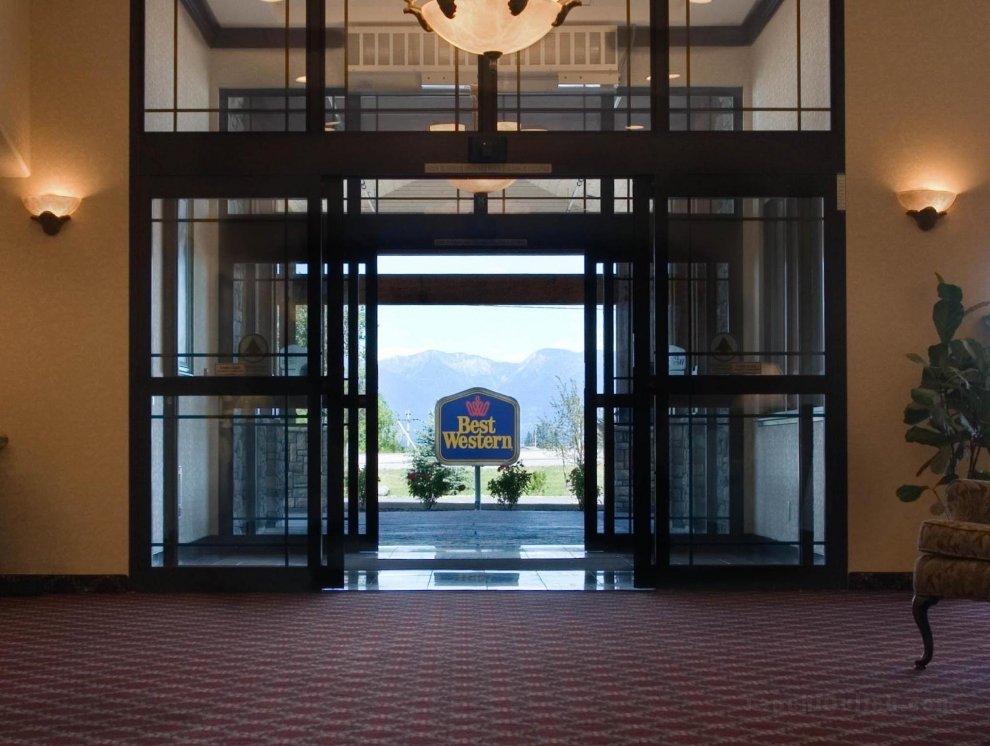 弗拉特黑德湖套房旅館-最佳西方Plus酒店