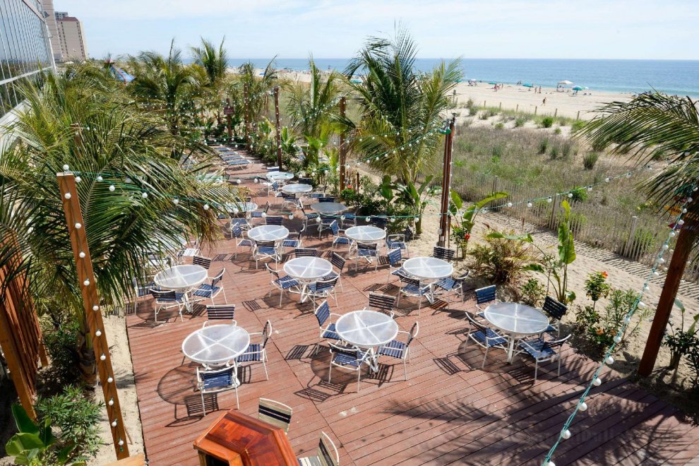 Khách sạn Clarion Resort Fontainebleau - Oceanfront