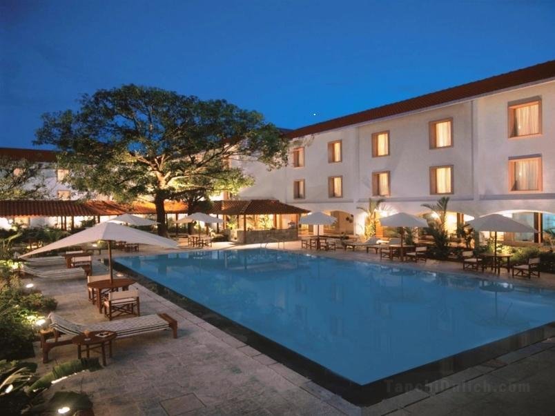 Trident Cochin Hotel