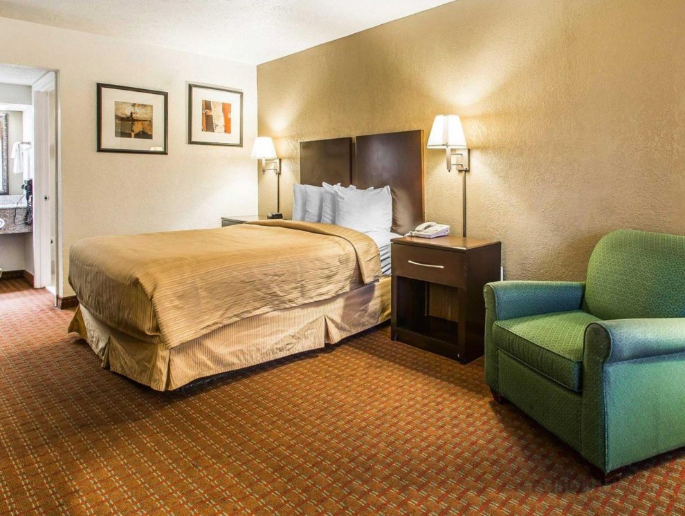 Khách sạn Quality Inn and Suites Panama City