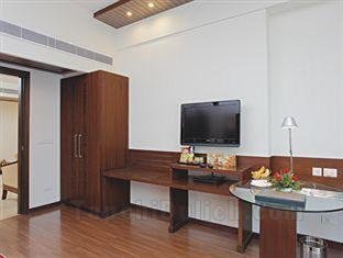Country Inn & Suites by Radisson Amritsar Queens Road