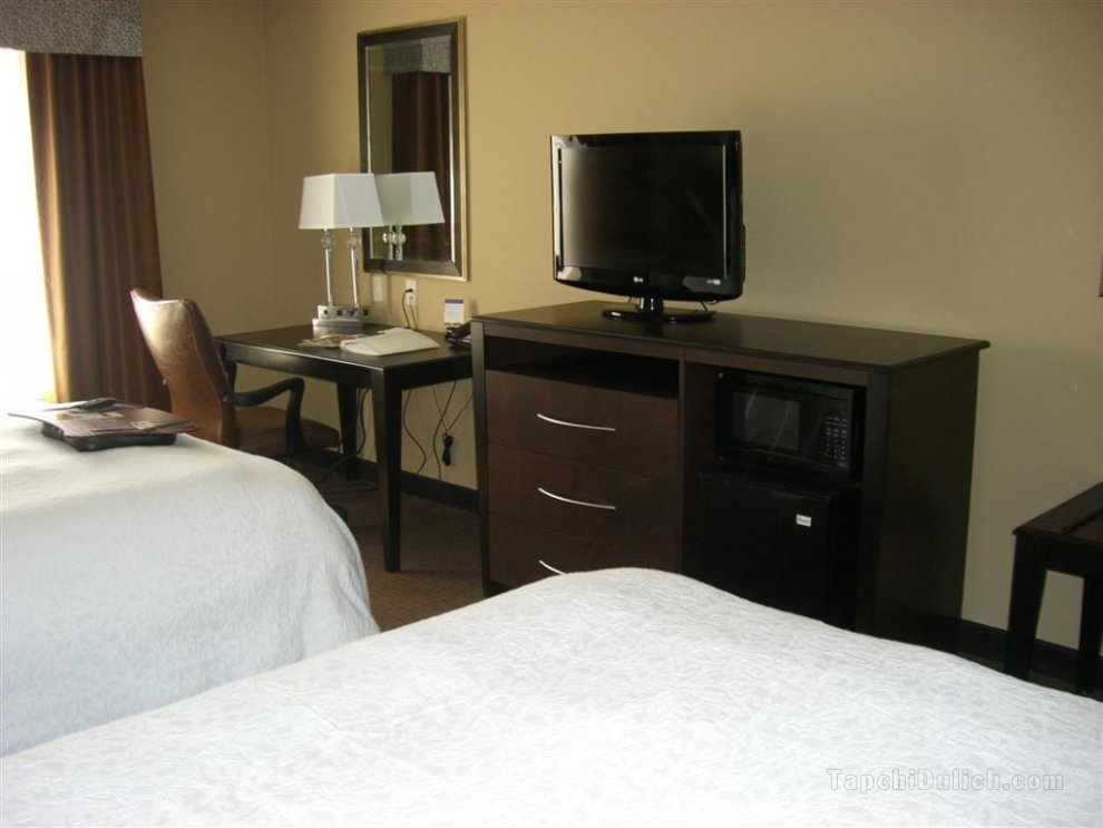 Hampton Inn and Suites Pueblo
