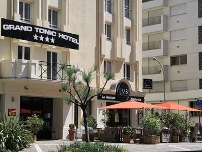 Khách sạn Grand Tonic Biarritz