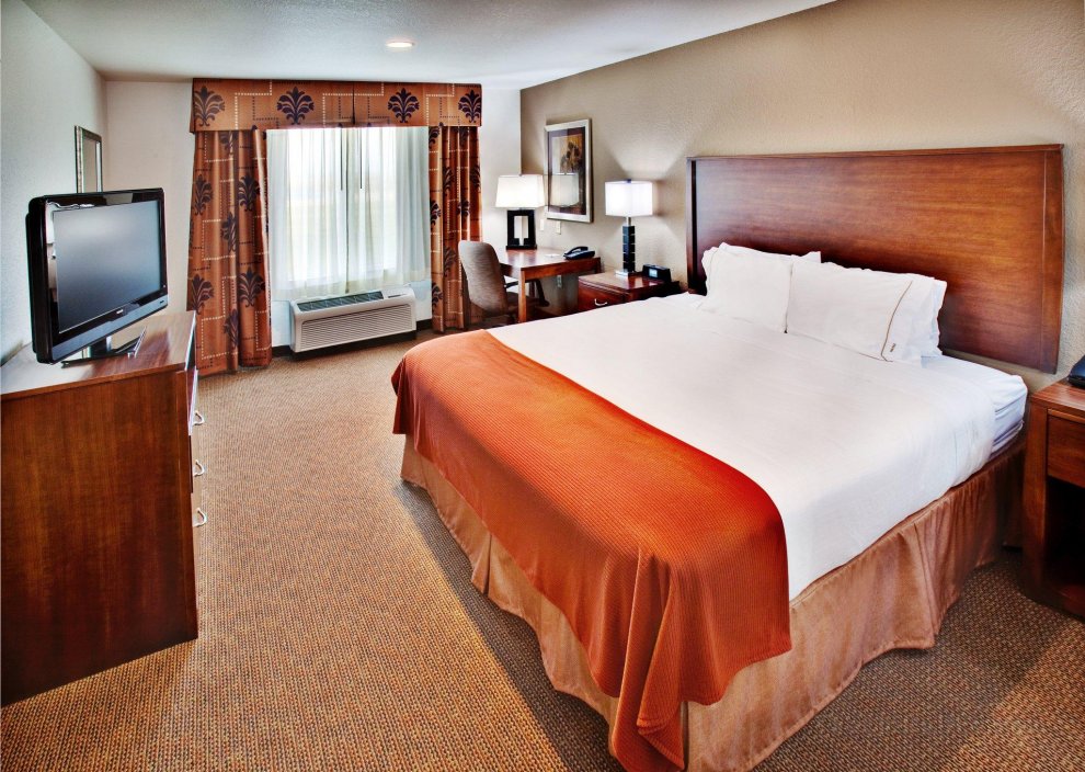 Khách sạn Holiday Inn Express & Suites - Dubuque West