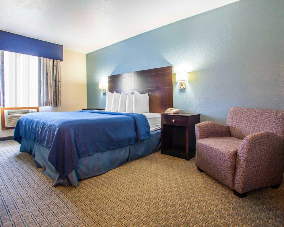 Quality Inn & Suites Ankeny-Des Moines
