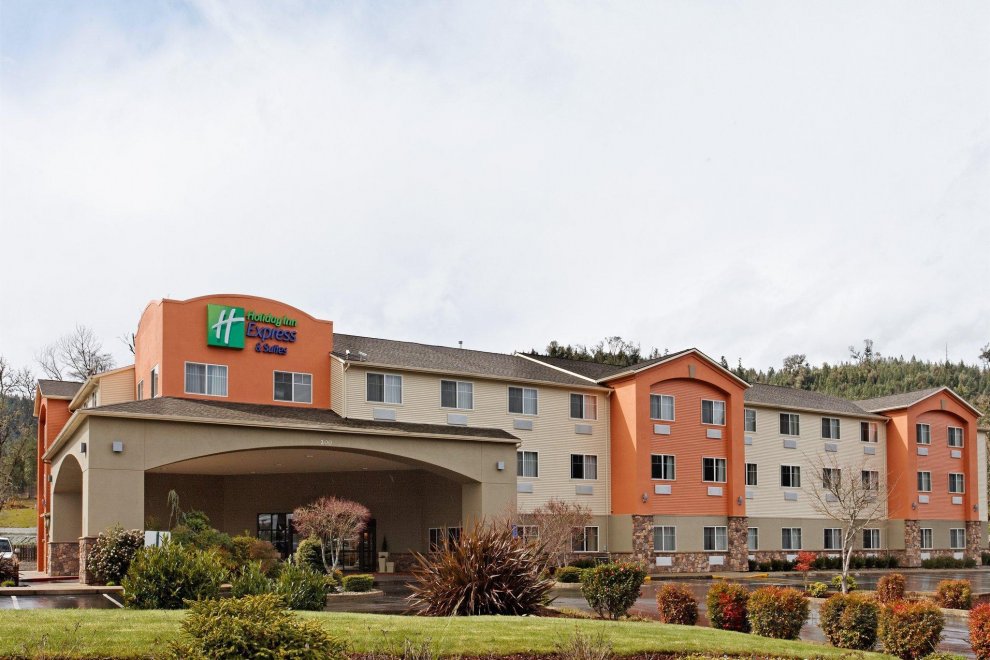 Holiday Inn Express Hotel And Suites Canyonville